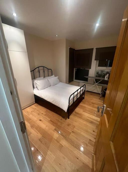 2 Bedroom Apartment,chester Road N17 * Londres